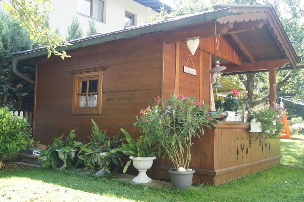 Haus Josef Acomodação com café da manhã Mayrhofen Exterior foto
